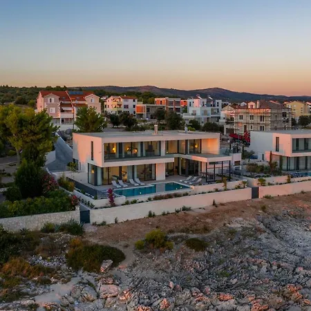 Animare Villa