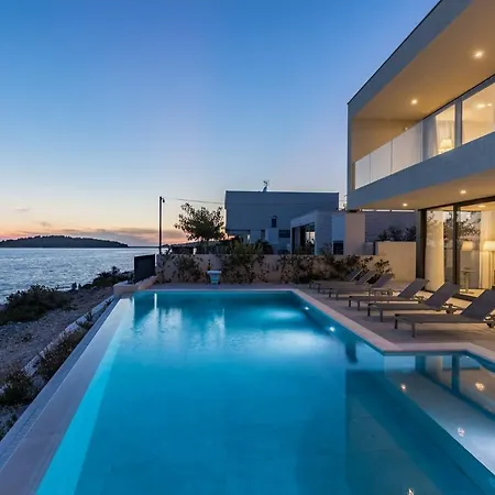 Animare Villa Rogoznica (Sibenik-Knin)