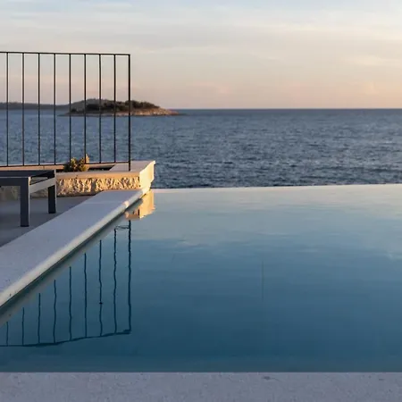 Animare Villa *