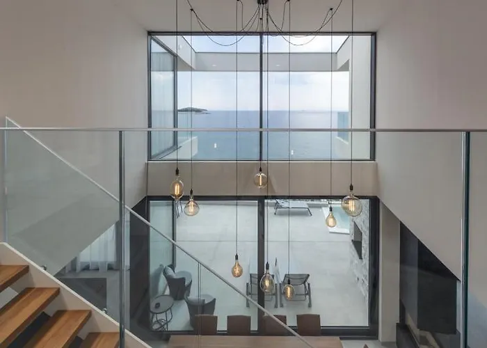 Animare Villa Rogoznica (Sibenik-Knin)